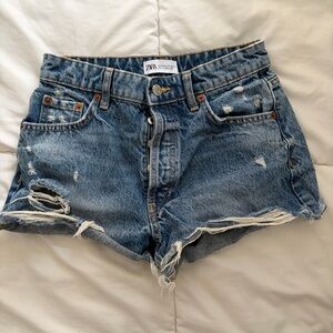 Zara denim distressed shorts